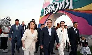 Россия сделала очередной щедрый подарок Киргизии. Под Бишкеком открыли парк «Евразия» за 35 млн долларов