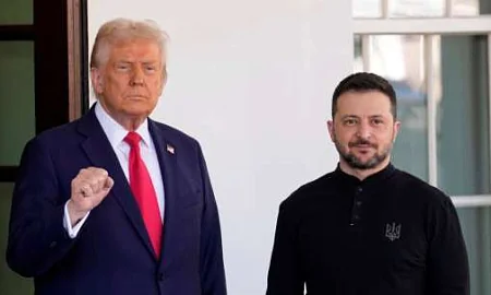  FT: Зеленский хотел подарить Трампу iPad, отображающий ситуацию на фронте, но тот не приехал на конференцию