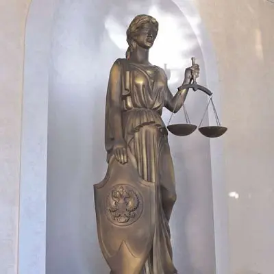 в удмуртии педагог вместе с классом ставила ученика коленями на горох и била его веткой - Сайт Газеты «Совершенно Секретно»