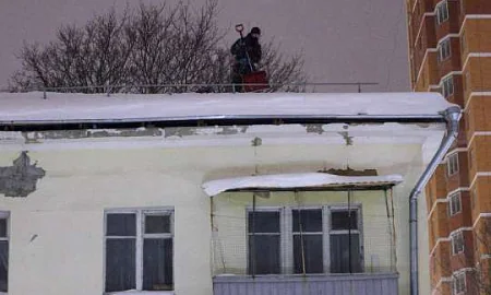 Снег обрушил крышу жилого дома в Подмосковье, оставив людей без газа, воды и отопления