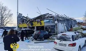 В Новосибирске рухнула крыша торгового центра