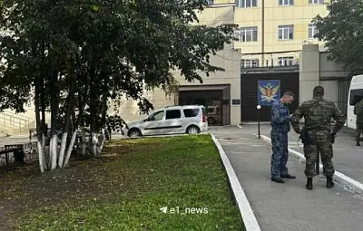 в екатеринбурге из сизо сбежали осужденные по делу о попытке поджога военкомата - Сайт Газеты «Совершенно Секретно»
