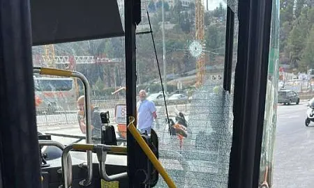 Террористы расстреляли автобус с мирными жителями в Иерусалиме 