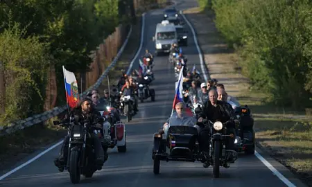 КАКОЙ ОСТАНЕТСЯ В ИСТОРИИ ЭПОХА ПУТИНА?