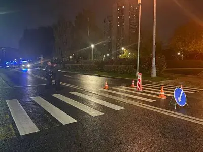 момент смертельного дтп на западе москвы, где погибла женщина с ребенком, попал на видео  - Сайт Газеты «Совершенно Секретно»