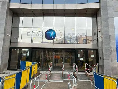 euractiv: полиция бельгии провела обыски в штаб-квартире дипслужбы ес в брюсселе - Сайт Газеты «Совершенно Секретно»