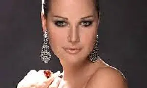 Суд в Москве заочно приговорил певицу Максакову к лишению свободы