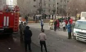 Два этажа пятиэтажного жилого дома повреждены при взрыве газа в Чите (ВИДЕО)