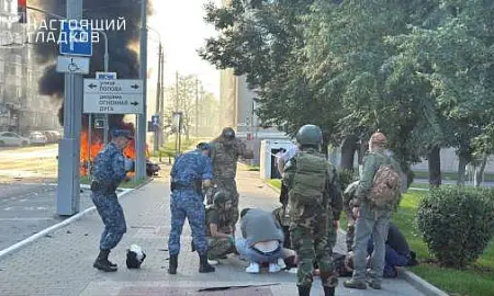 БПЛА ВСУ атаковали Белгород и Ростов-на-Дону. Сообщается о пострадавших и разрушениях