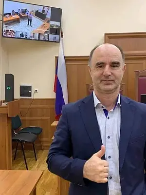 в москве задержали адвоката идалова за то, что он на суде угрожал гособвинителю (видео) - Сайт Газеты «Совершенно Секретно»