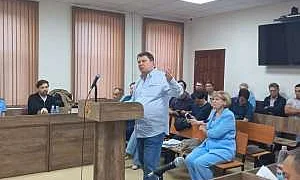 Самарская судья Родина сняла с выборов депутата Госдумы от КПРФ Михаила Матвеева из-за нарушения авторских прав … Microsoft (США)
