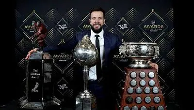 кучеров выиграл приз самого ценного игрока сезона в нхл - Сайт Газеты «Совершенно Секретно»