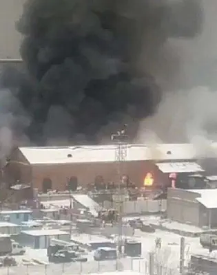 двое заперты внутри: на цветочном складе в центре москвы пожар и взрывы (видео) - Сайт Газеты «Совершенно Секретно»