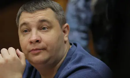 Суд в Екатеринбурге приговорил к условному сроку служившего в полиции дядю редактора Ura.ru Дениса Аллаярова по делу о взятке