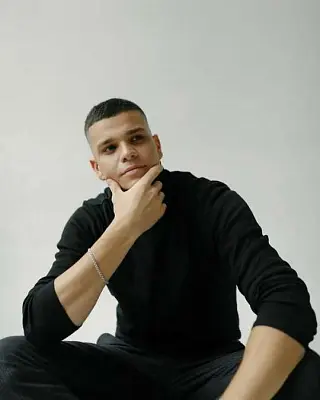 певца мамута усеинова, которого забрали из мечети в военкомат, отправили в войсковую часть (видео) - Сайт Газеты «Совершенно Секретно»