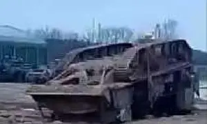 В результате обстрела Брянской области оказалась перевернутой военная техника (ВИДЕО)