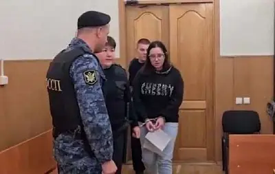 девушку, обокравшую в уфе ювелирный магазин, задержали и отправили в сизо (видео) - Сайт Газеты «Совершенно Секретно»