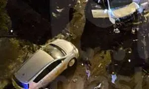 На парковке на юге Москвы взорвался автомобиль