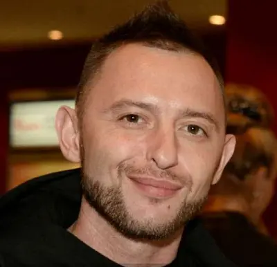 в самаре лидер группы «звери» устроил потасовку в одном из баров (видео) - Сайт Газеты «Совершенно Секретно»