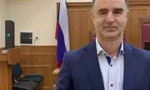 В Москве задержали адвоката Идалова за то, что он на суде угрожал гособвинителю (ВИДЕО)