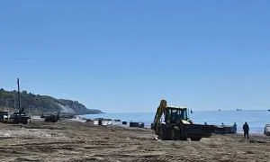 Волонтёры жалуются на нехватку людей для очистки пляжей в Туапсе