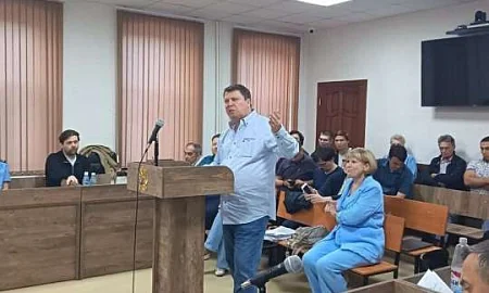 Самарская судья Родина сняла с выборов депутата Госдумы от КПРФ Михаила Матвеева из-за нарушения авторских прав … Microsoft (США)