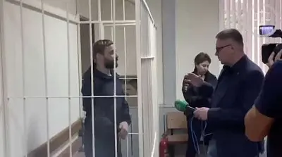 блогер-сыроед, заморивший голодом своего месячного ребёнка, заявил, что ест мясо в сизо (видео) - Сайт Газеты «Совершенно Секретно»