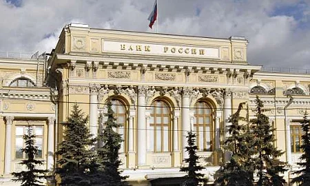ЦБ разрешил пополнять счета через сторонние банкоматы по СБП, но может быть комиссия