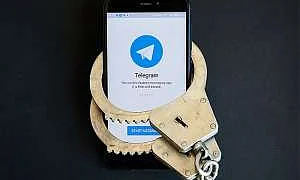 Адвокат Чанышев: авторы каналов и чатов попадут под УК, если Telegram признают экстремистским