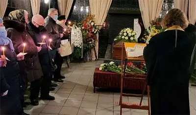 легенду расследовательской журналистики ларису кислинскую похоронили в москве - Сайт Газеты «Совершенно Секретно»