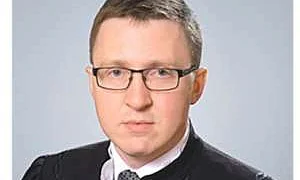 Судью уволили за донаты «Фонду Ройзмана»