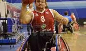 Баскетболист-колясочник может получить пожизненное заключение за перевозку 20 кг наркотиков