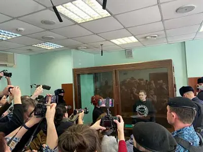 суд приговорил администратора тг-канала «протестный мгу» к 8,5 года колонии за публикацию фейков об армии (видео) - Сайт Газеты «Совершенно Секретно»