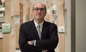 И химики, и лирики. Минюст внёс в реестр иноагентов Александра Кабанова