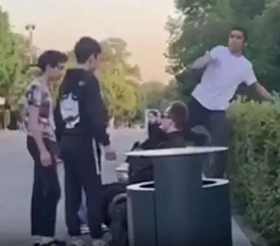 в москве задержан 16-летний подросток, который избил 24-летнего парня в парке горького (видео) - Сайт Газеты «Совершенно Секретно»