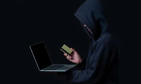 Мошенники освоили взлом телефонов под предлогом смерти родных хозяина