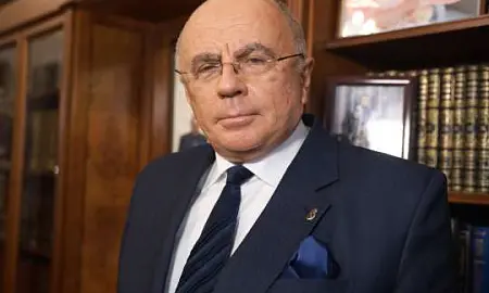 Генпрокуратура обвинила ректора СПбГУП  Запесоцкого в незаконном захвате университета и личном обогащении