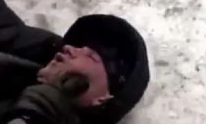 На Урале исчез полицейский, которого хотели задержать по делу о случайном убийстве в автозаке (ВИДЕО)