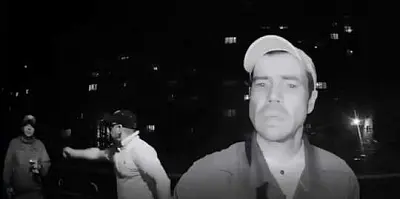 в екатеринбурге пьяный мужчина на глазах у детей начал стрелять в собутыльника (видео) - Сайт Газеты «Совершенно Секретно»