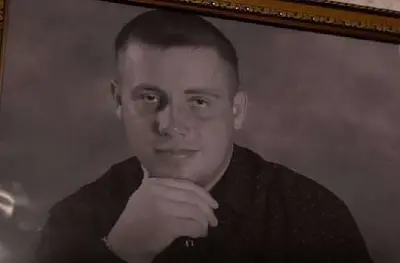 спустя 23 года отец вспомнил про сына, когда тот погиб в сво и пришло время делить выплату - Сайт Газеты «Совершенно Секретно»