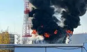 В Белгородской области в результате обстрела ВСУ загорелась нефтяная база