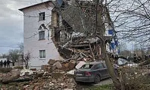 Подъезд жилого дома обрушился после взрыва газа в Тульской области. Есть пострадавшие