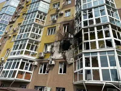 в воронеже дрон атаковал жилой дом: пострадали трое человек, повреждено десять квартир (видео) - Сайт Газеты «Совершенно Секретно»