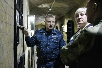 суд вынес приговор экс-начальнику сизо иркутска мокееву за пытки заключённых - Сайт Газеты «Совершенно Секретно»