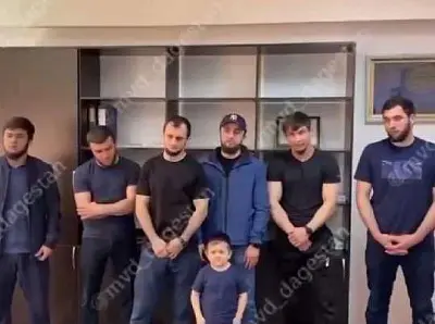 блогер хасбик был задержан в махачкале сотрудниками полиции за дрифт на свадьбе (видео) - Сайт Газеты «Совершенно Секретно»