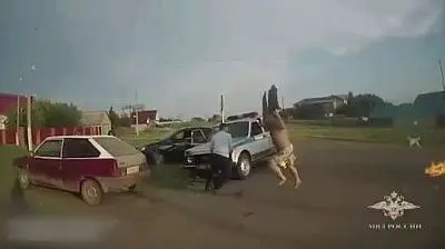 диагностированы серьёзные ожоги: в башкирии выпивший водитель поджёг полицейского (видео) - Сайт Газеты «Совершенно Секретно»