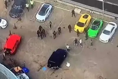 в москве полиция не допустила проведение автопробега на люксовых автомобилях (видео) - Сайт Газеты «Совершенно Секретно»