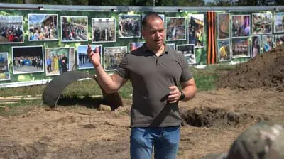 скандальный военблогер алехин отдал инвалиду использованный протез с накрашенными ногтями - Сайт Газеты «Совершенно Секретно»