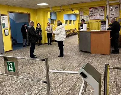 мать школьницы, которая изрезала одноклассницу в химках, потребовала 15 млн рублей за интервью - Сайт Газеты «Совершенно Секретно»