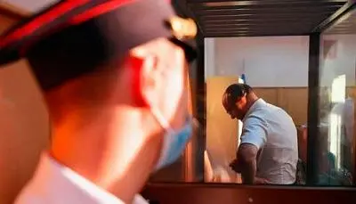 бывший следователь скр приговорен к четырем годам колонии за взятку - Сайт Газеты «Совершенно Секретно»